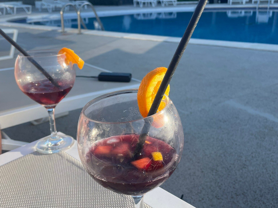 卡里纳酒店主图