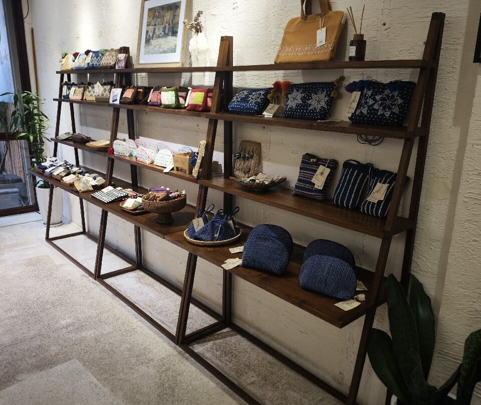 Her Works Vientiane Flagship Store-万象必去景点