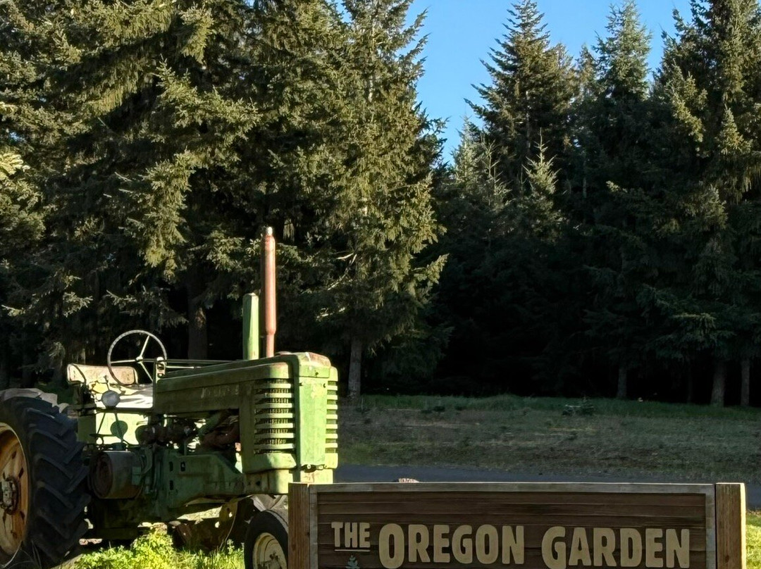 俄勒冈花园度假酒店主图