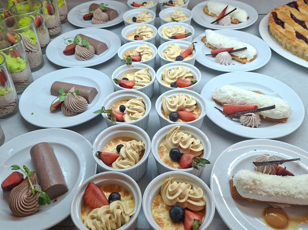 科隆瓜纳哈尼阿德里安酒店-限成人主图