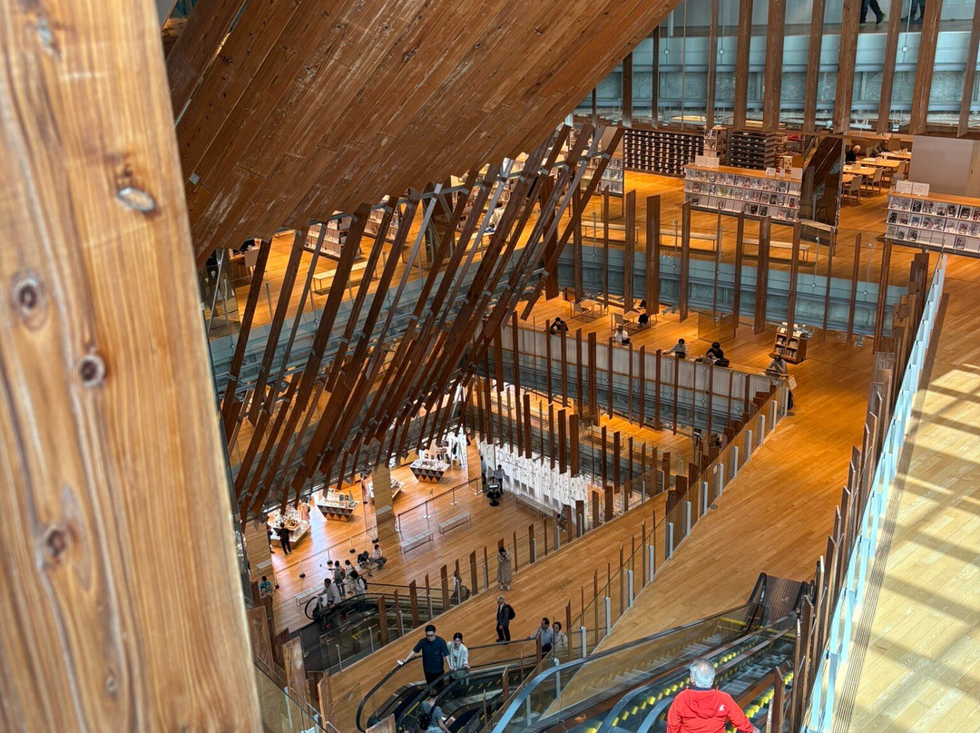 Toyama City Public Library-富山市必去景点