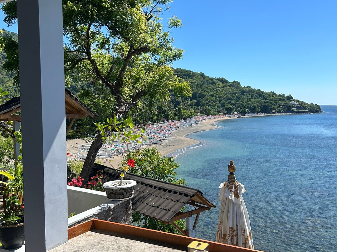 Reki Villa, Bar and Restaurant