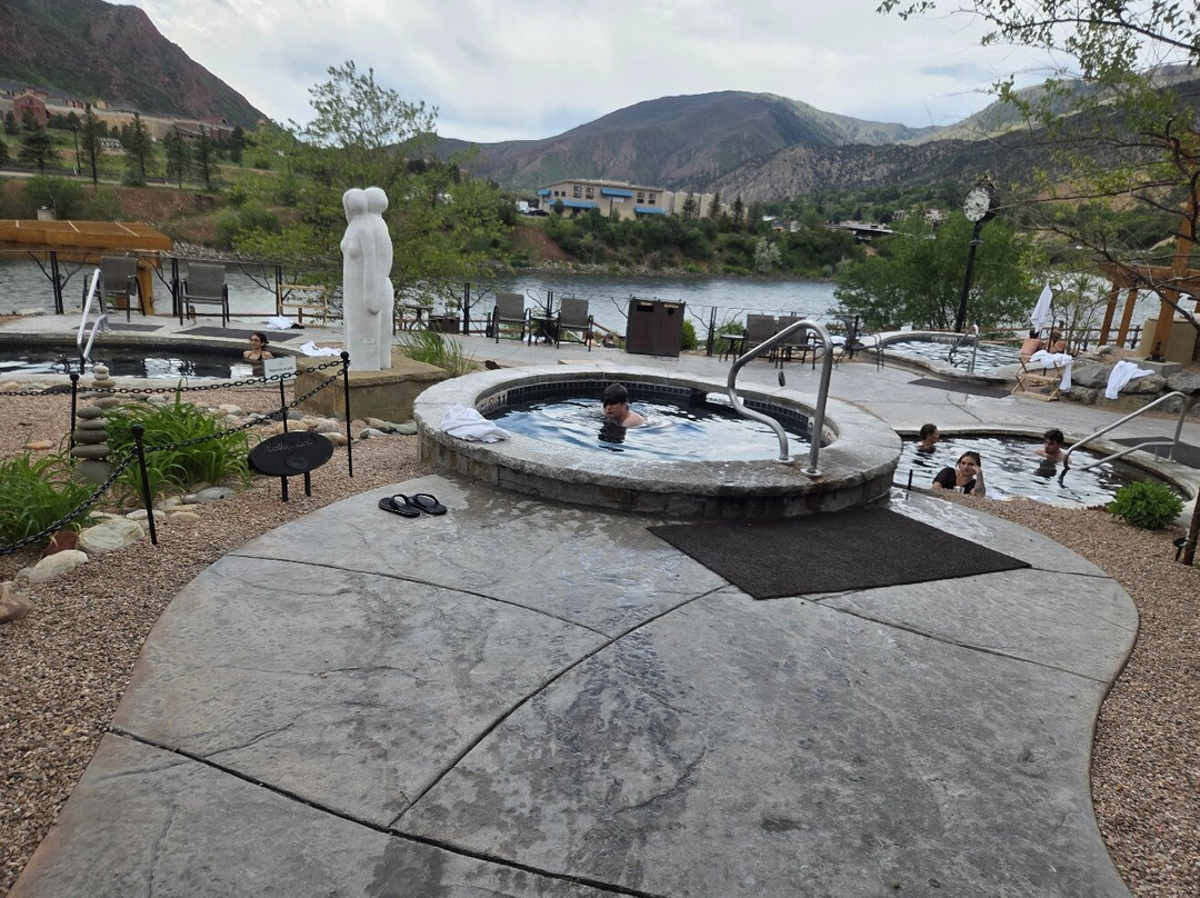 Iron Mountain Hot Springs-格伦伍德温泉必去景点