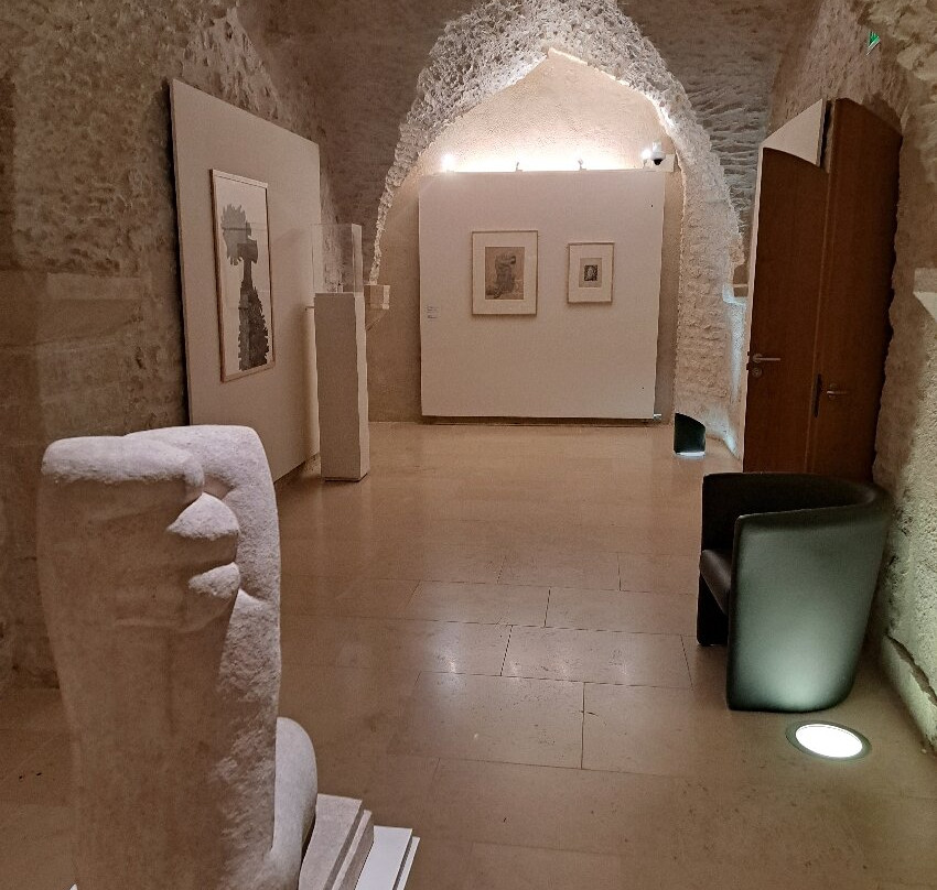 Musée Zervos-韦兹莱必去景点