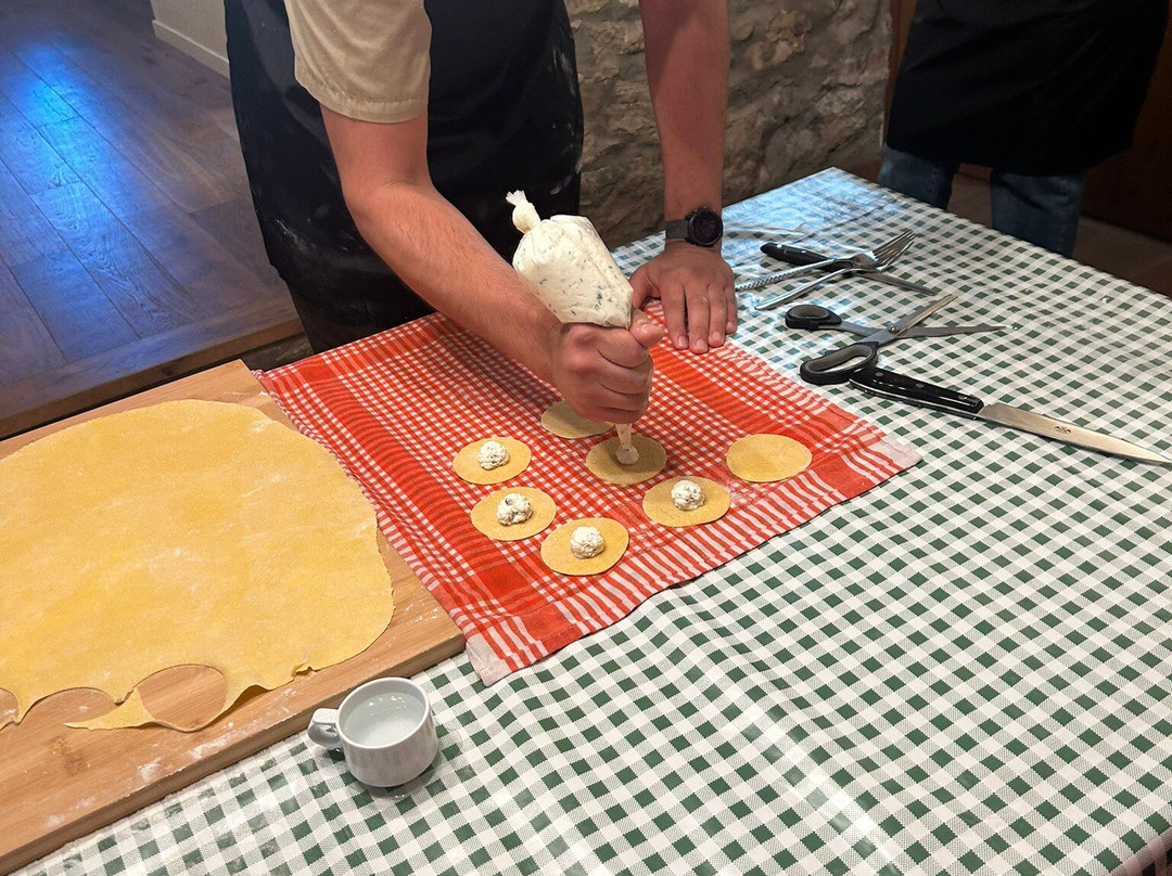 Cooking Classes with Nonna Ciana-卡斯德尔诺沃贝拉登卡必去景点