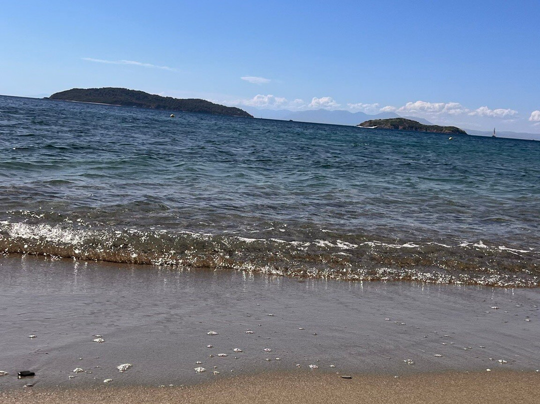 Vasilias Beach-Skiathos Town必去景点