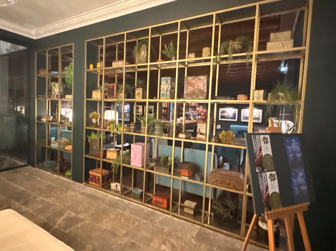 玫瑰女士传统自然酒店主图