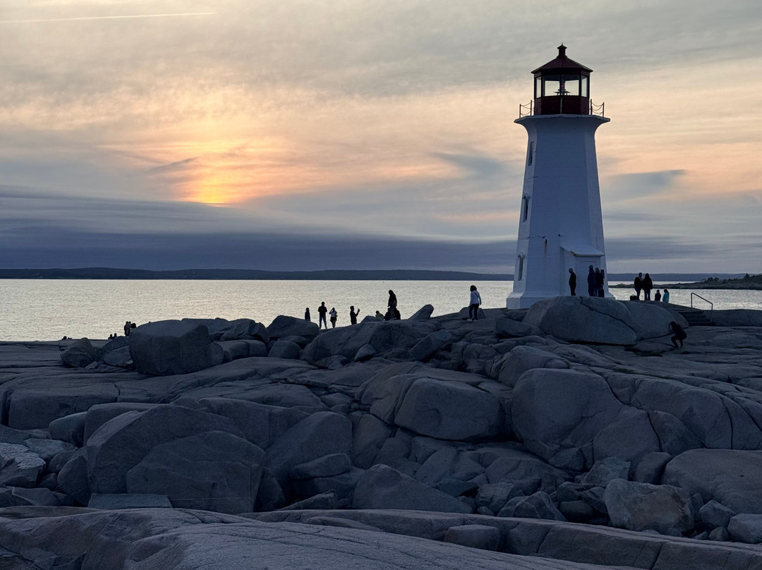 Peggy's Cove Lighthouse-Peggy's Cove必去景点