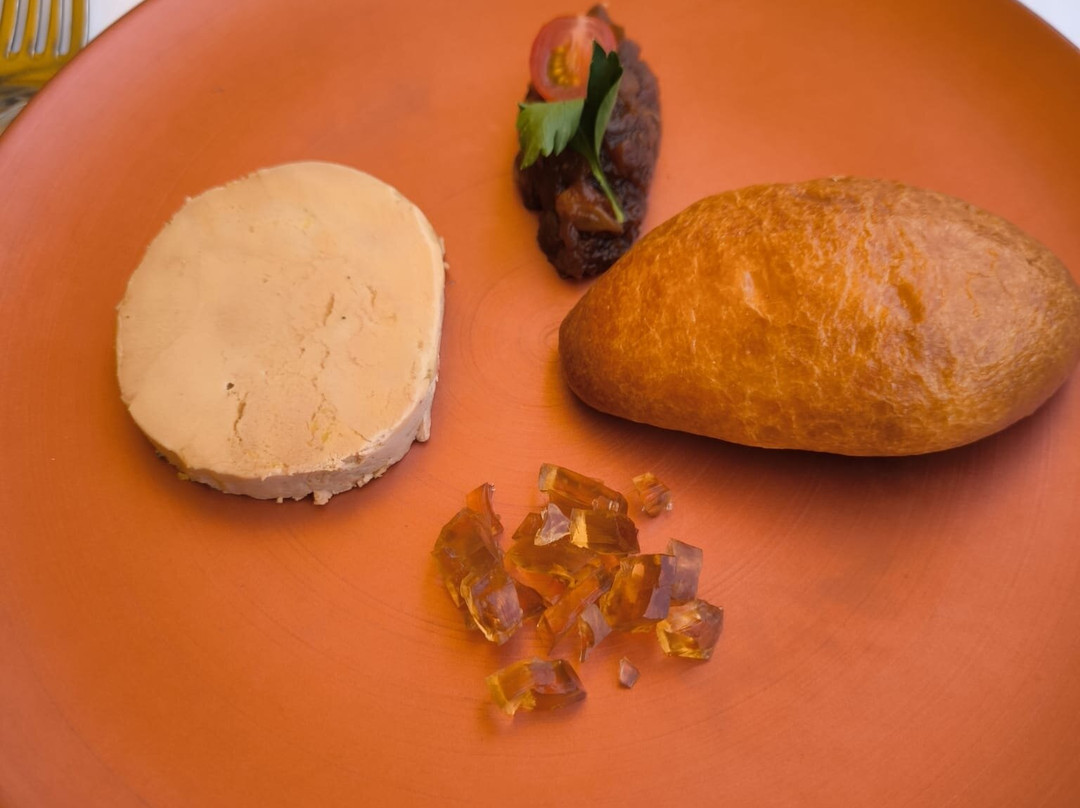 Hôtel Restaurant & SPA Julien主图