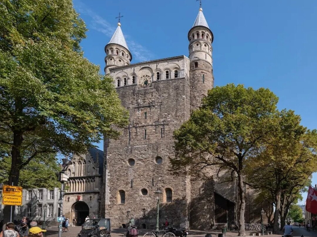 Onze Lieve Vrouw Sterre der Zee Basiliek-马斯特里赫特必去景点