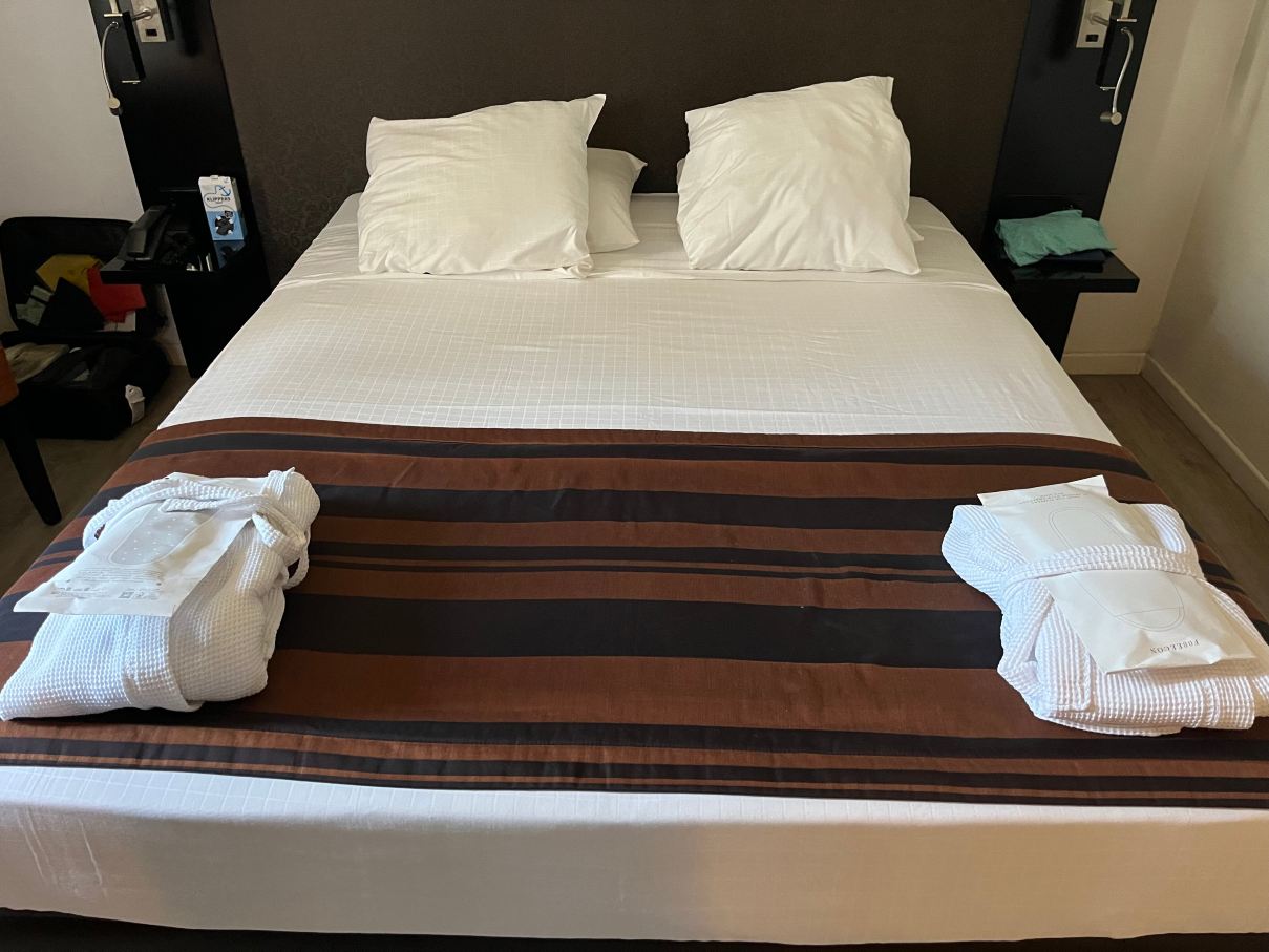 欧罗特拉那肯酒店-旅行者