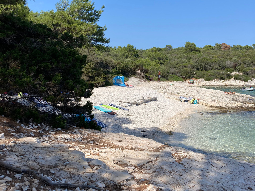 Zabodarski Beach-马利露辛必去景点