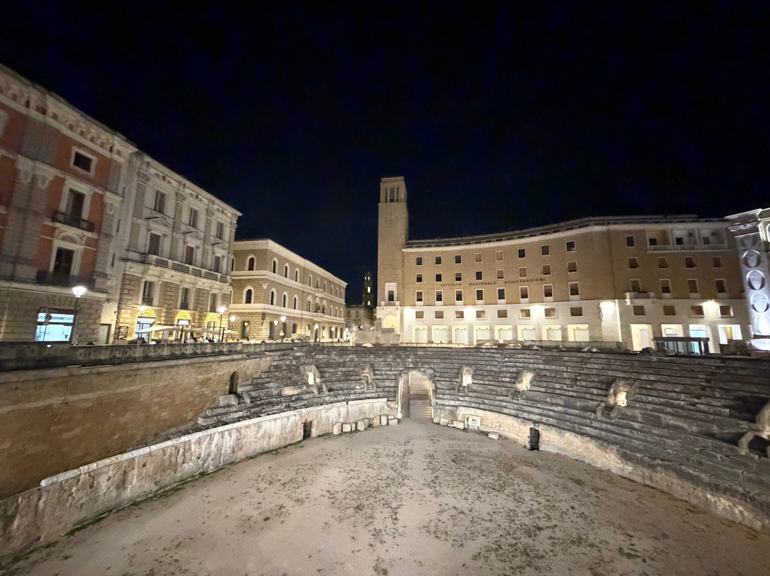 Piazza Sant'Oronzo-莱切必去景点