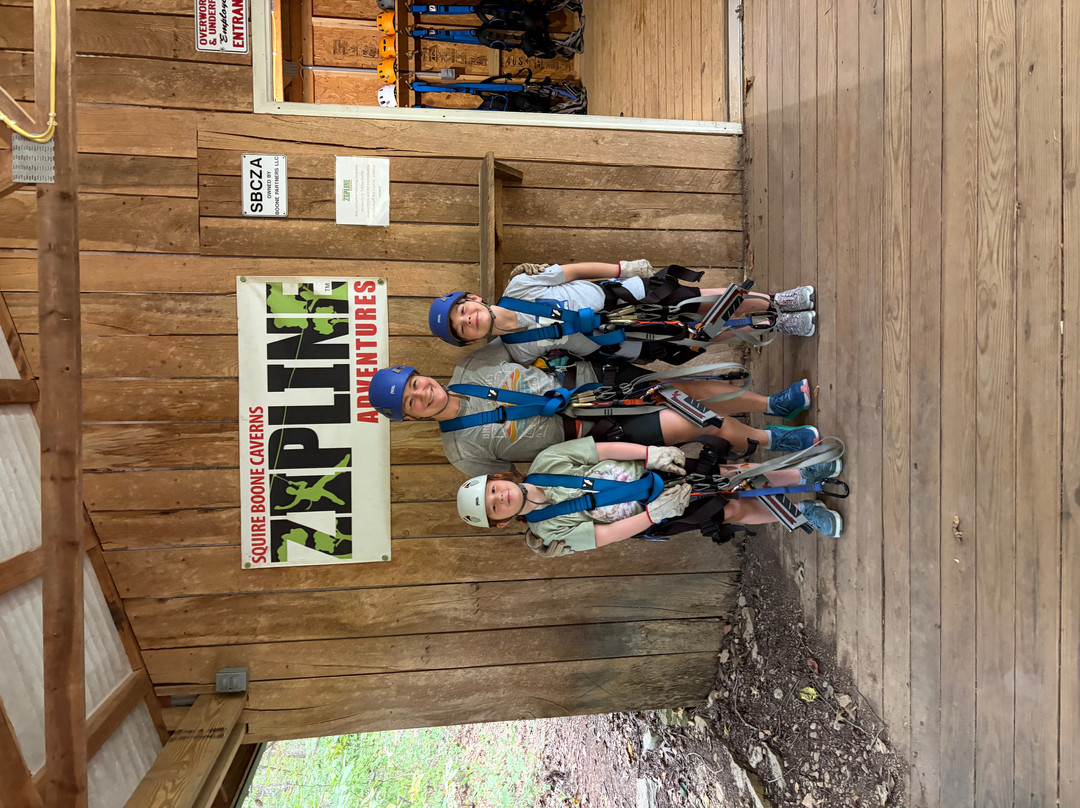 Squire Boone Caverns Zipline Adventures-Mauckport必去景点