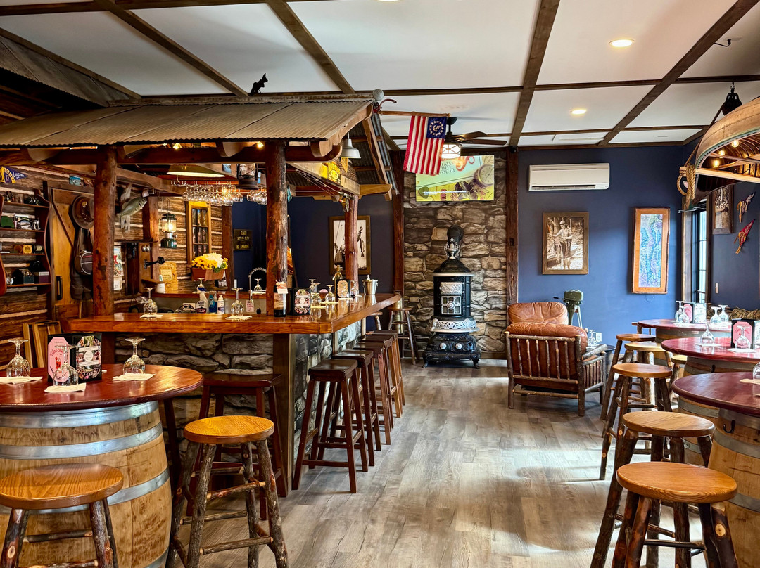 Ledge Rock Hill Winery-乔治湖必去景点