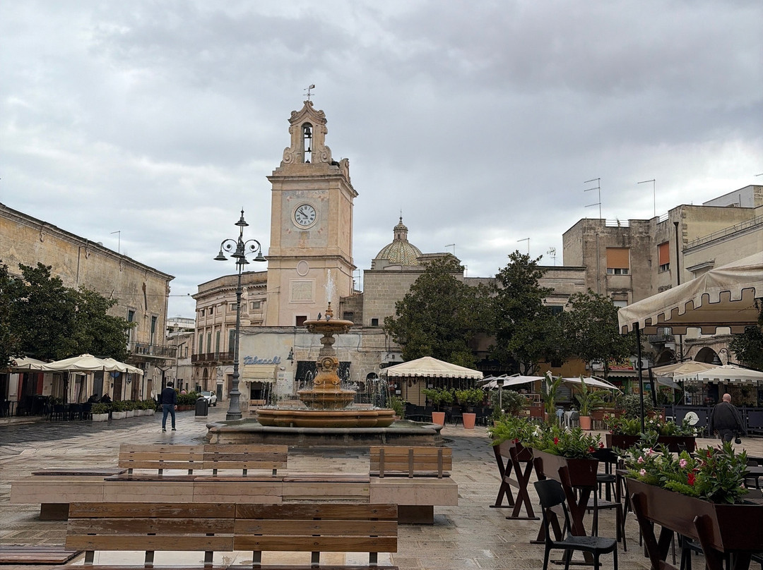 Torre dell'Orologio-Francavilla Fontana必去景点
