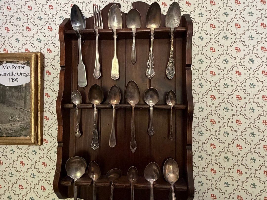 DeWitt Museum-Prairie City必去景点