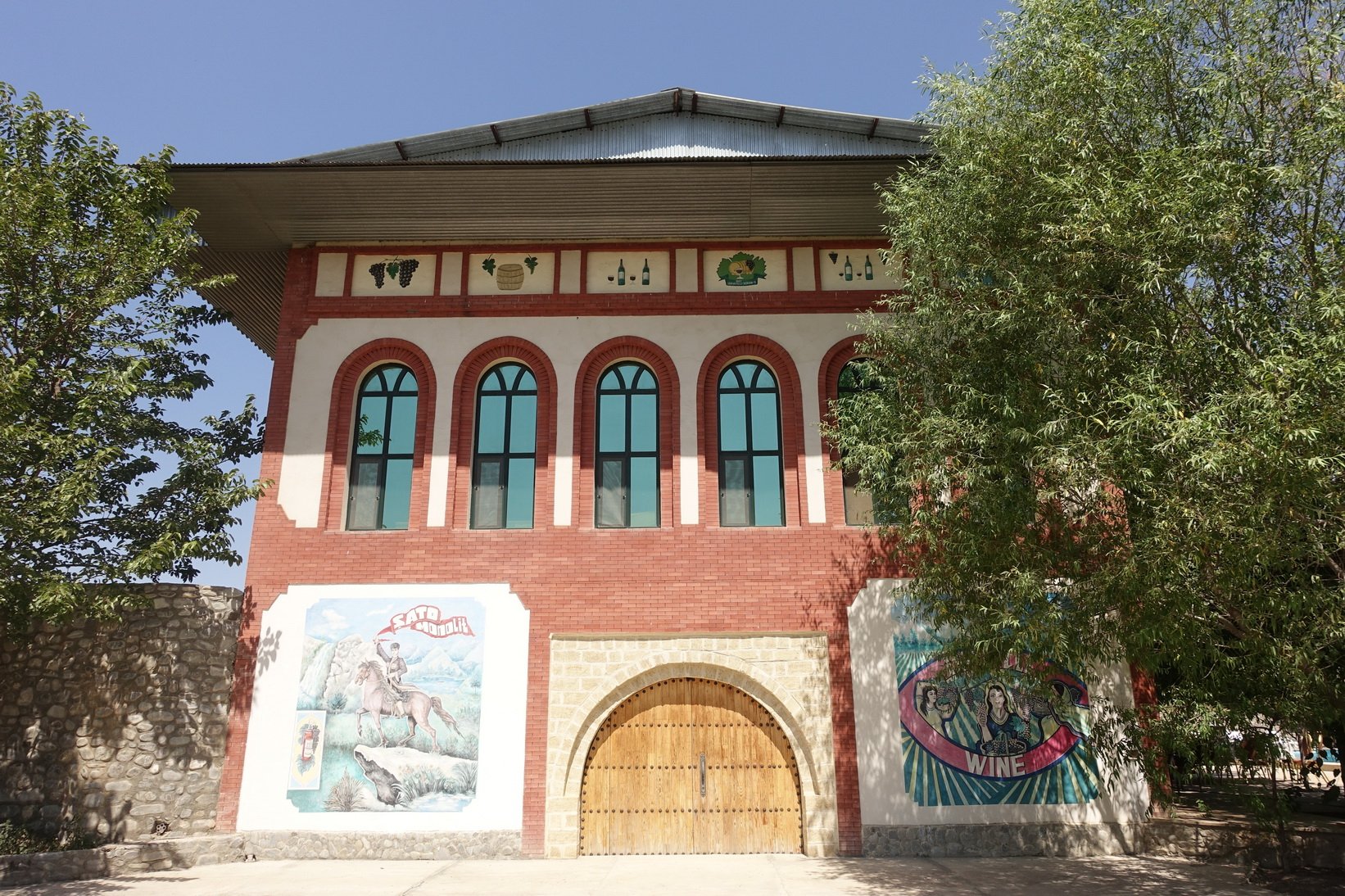 Chateau Monolit-餐饮