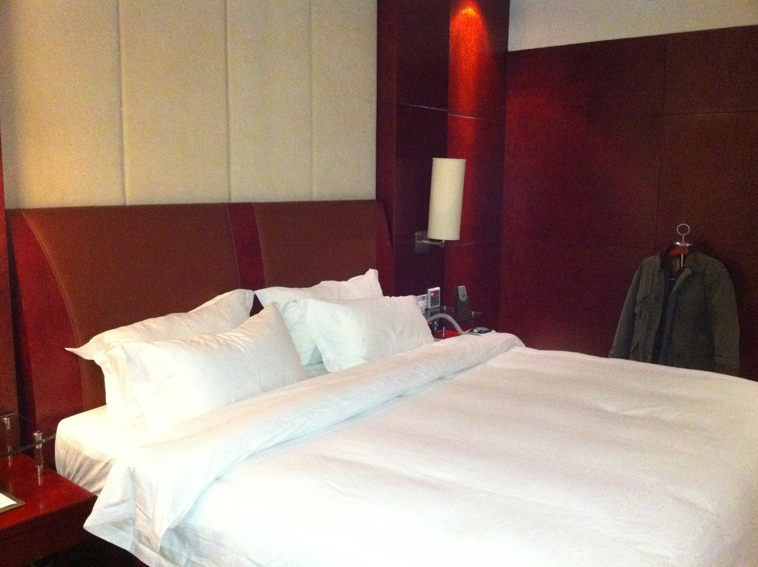 新词大酒店主图