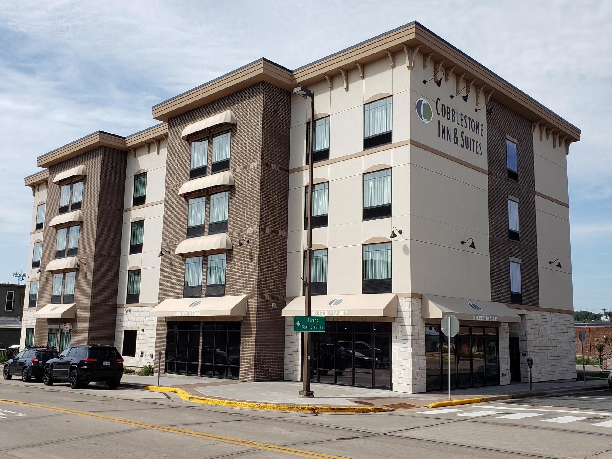 Cobblestone Inn & Suites at UW Stout - Downtown Menomonie-官方