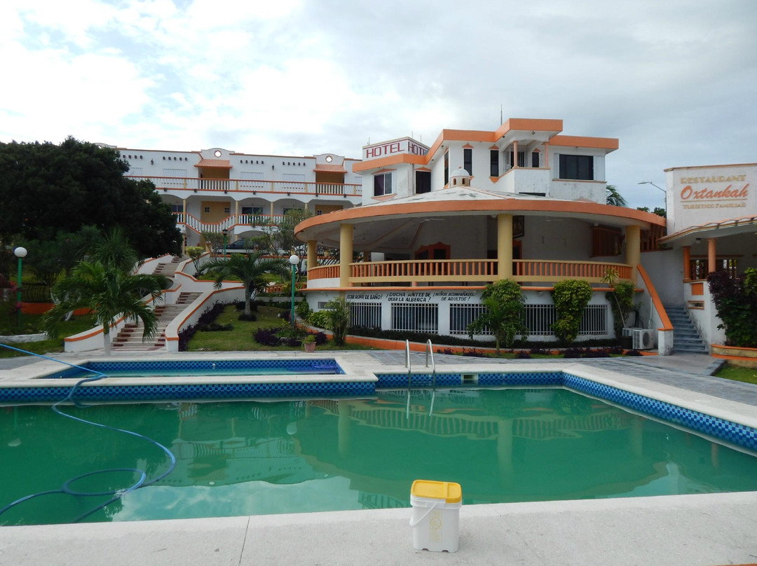 Calderitas酒店住宿-Oxtankah