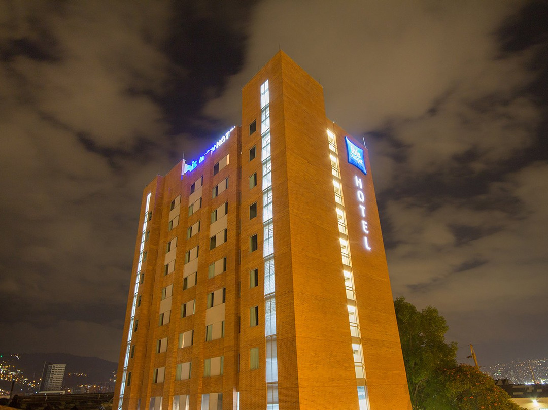 宜必思快捷麦德林 Itagüí 地铁站酒店主图