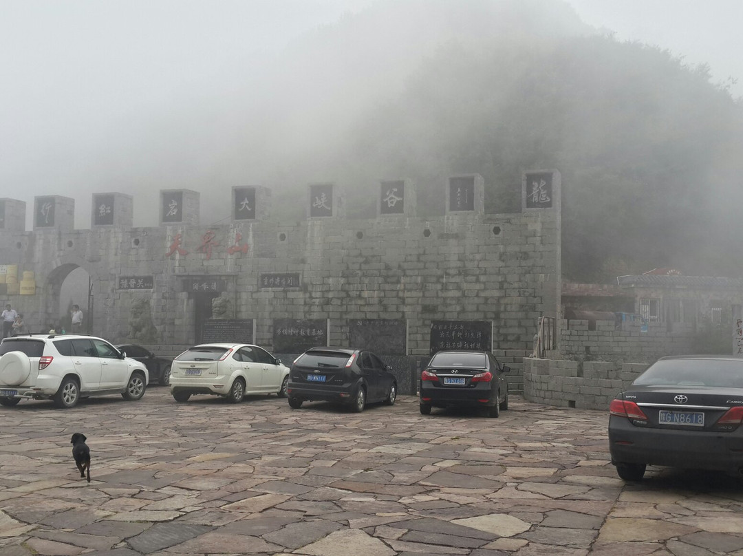 回龙风景区-辉县市必去景点