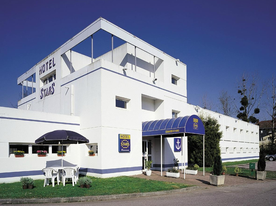 鲁昂星级酒店