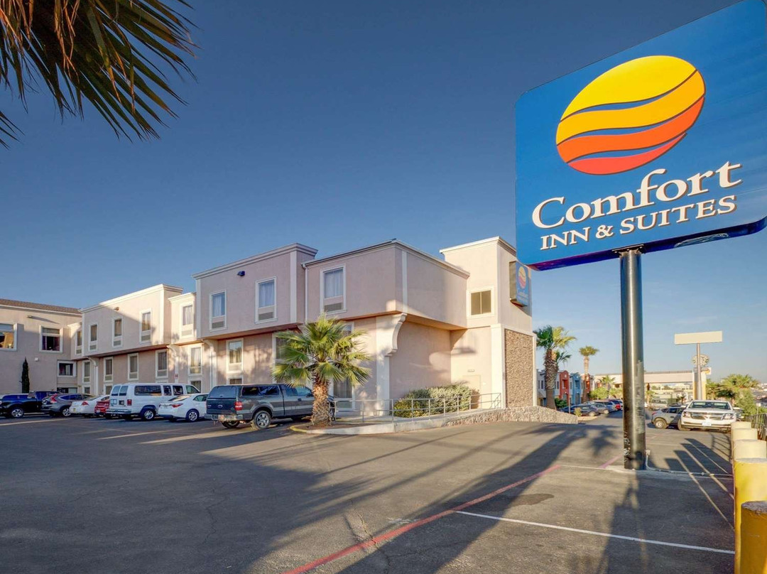 Comfort Inn & Suites I-10 Airport主图