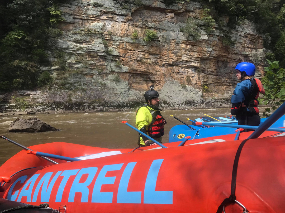 Cantrell Ultimate Rafting - Day Tours景点图片