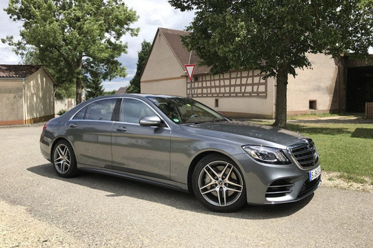 Chauffeur Cars Brisbane