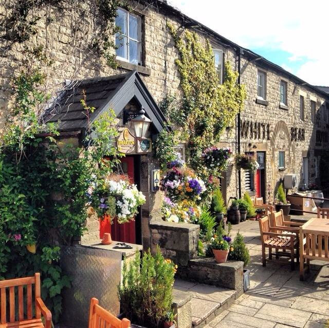 The White Bear Country Inn