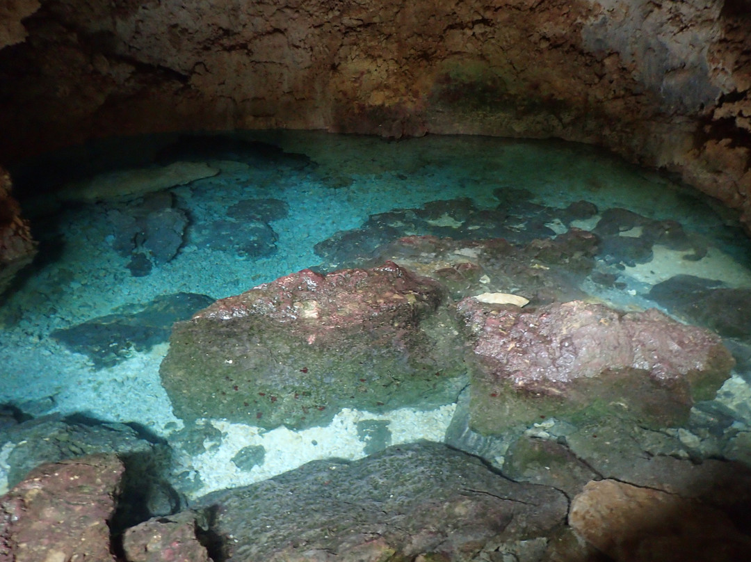Combento Cave景点图片