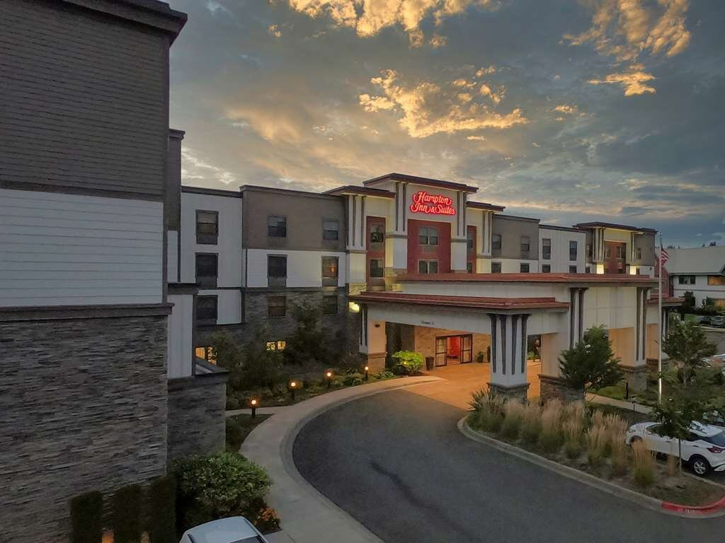 Hampton Inn & Suites DuPont主图