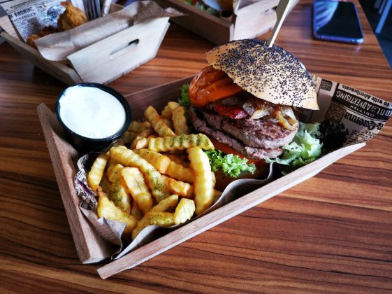 Wall Street Burger