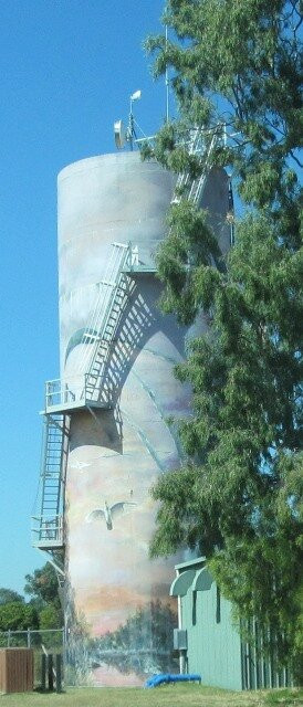 Moura Water Tower Art景点图片