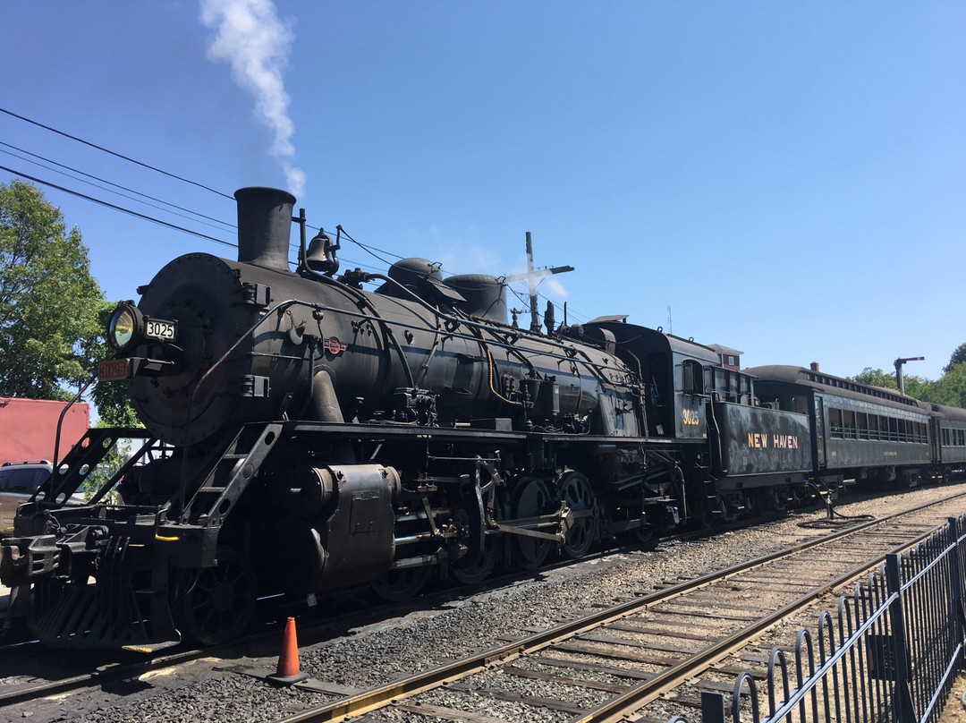 Essex Steam Train & Riverboat景点图片