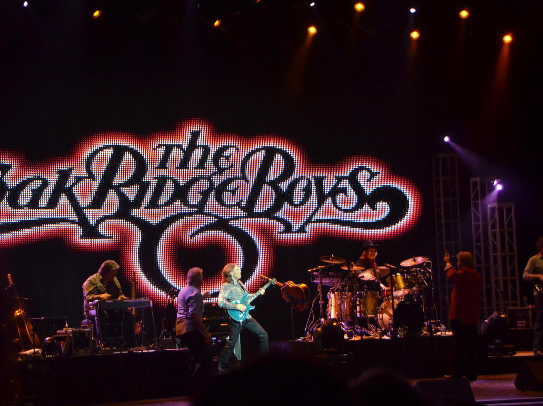 Rockaway Beach旅游景点-Oak Ridge Boys Theater