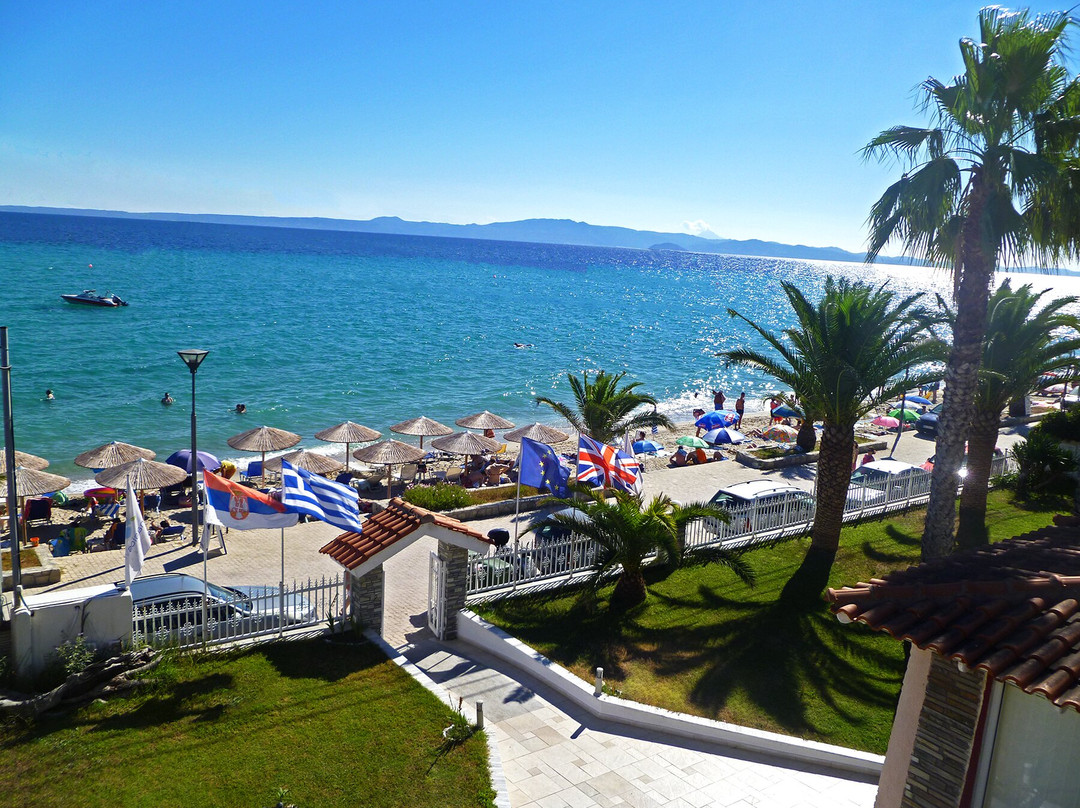 Athanasios Village Hotel主图
