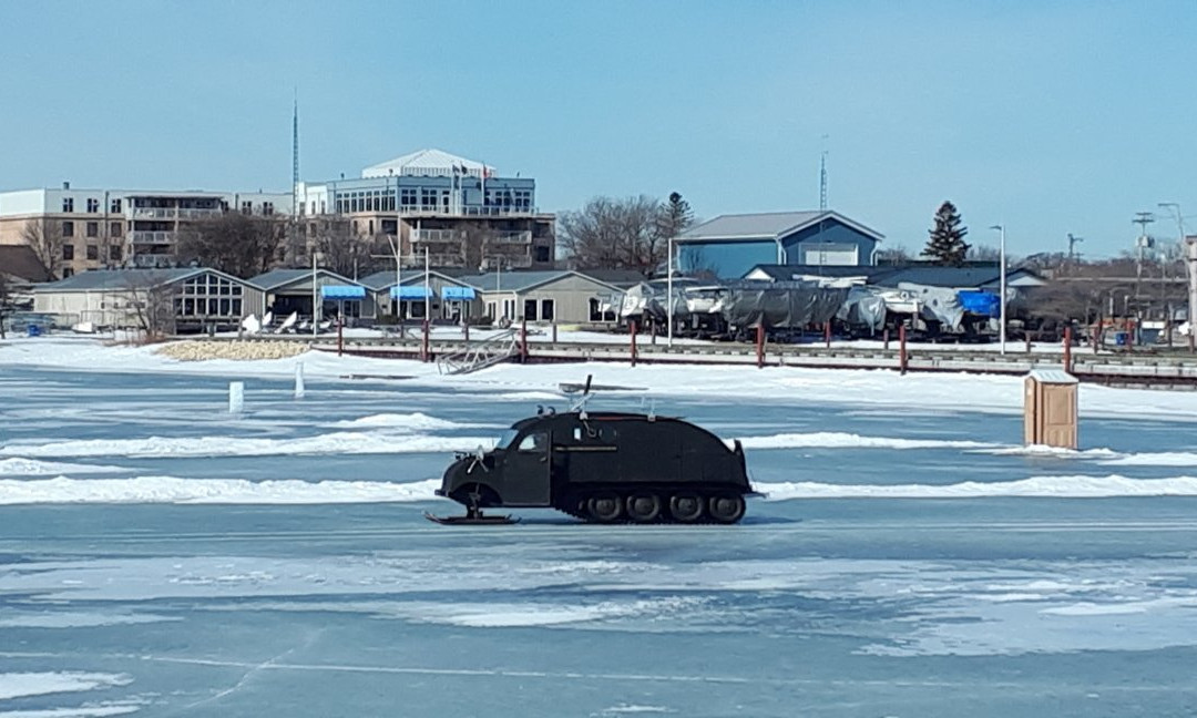Gimli Beach-基米尼必去景点
