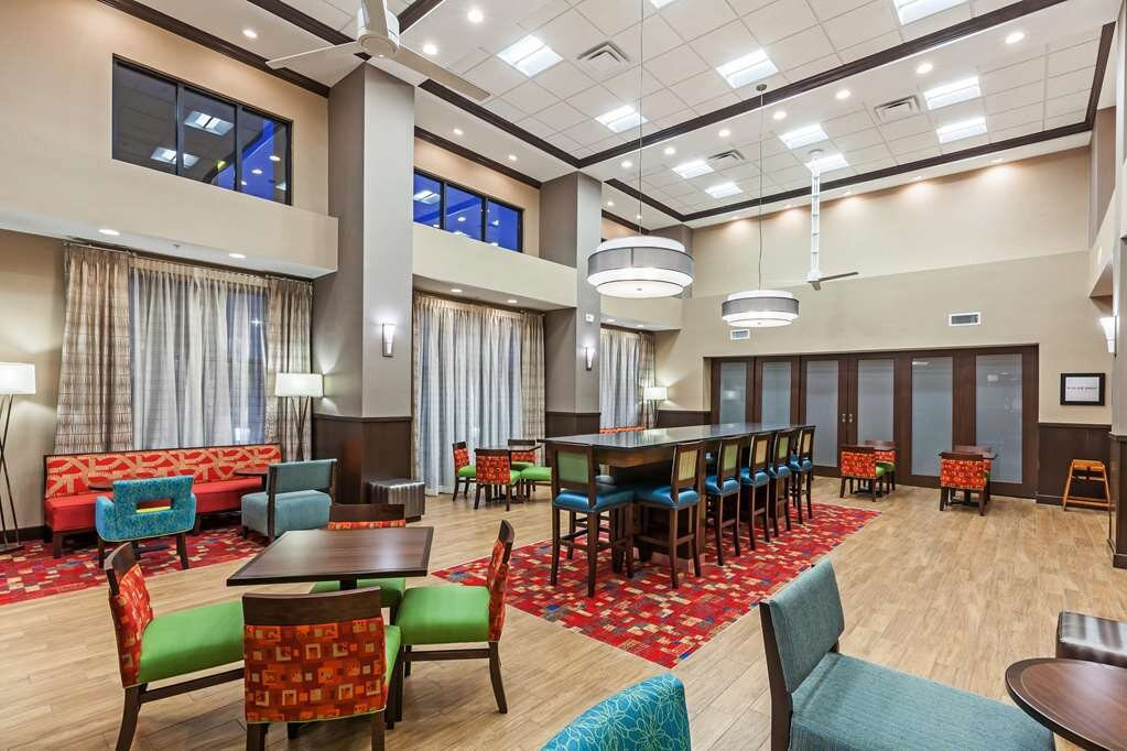 Hampton Inn & Suites Claremore主图