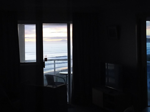 丽晶海滩酒店主图