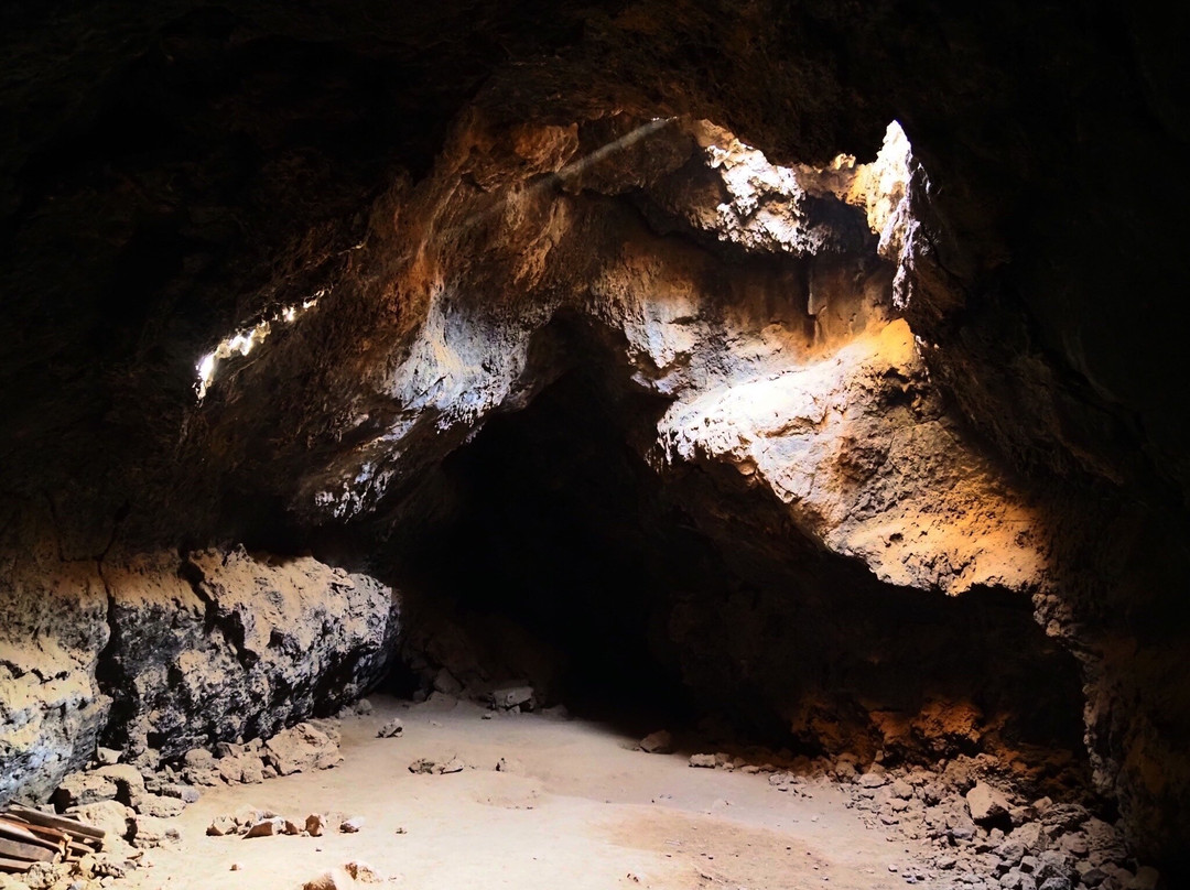 Lava Tube-莫哈韦必去景点