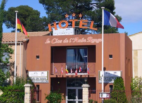Le Clos de l'Aube Rouge主图