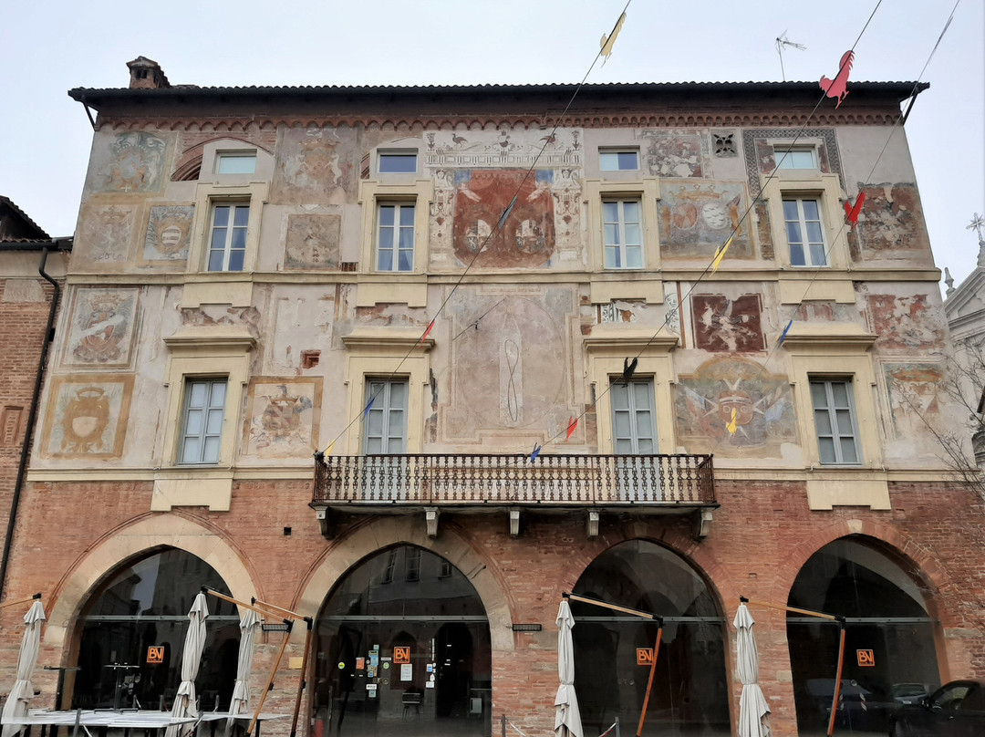 Piazza Maggiore-蒙多维必去景点