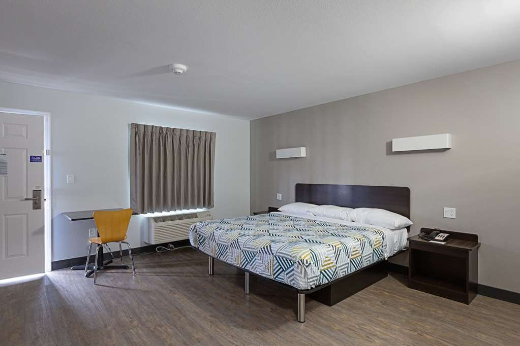 Motel 6 Show Low, AZ主图