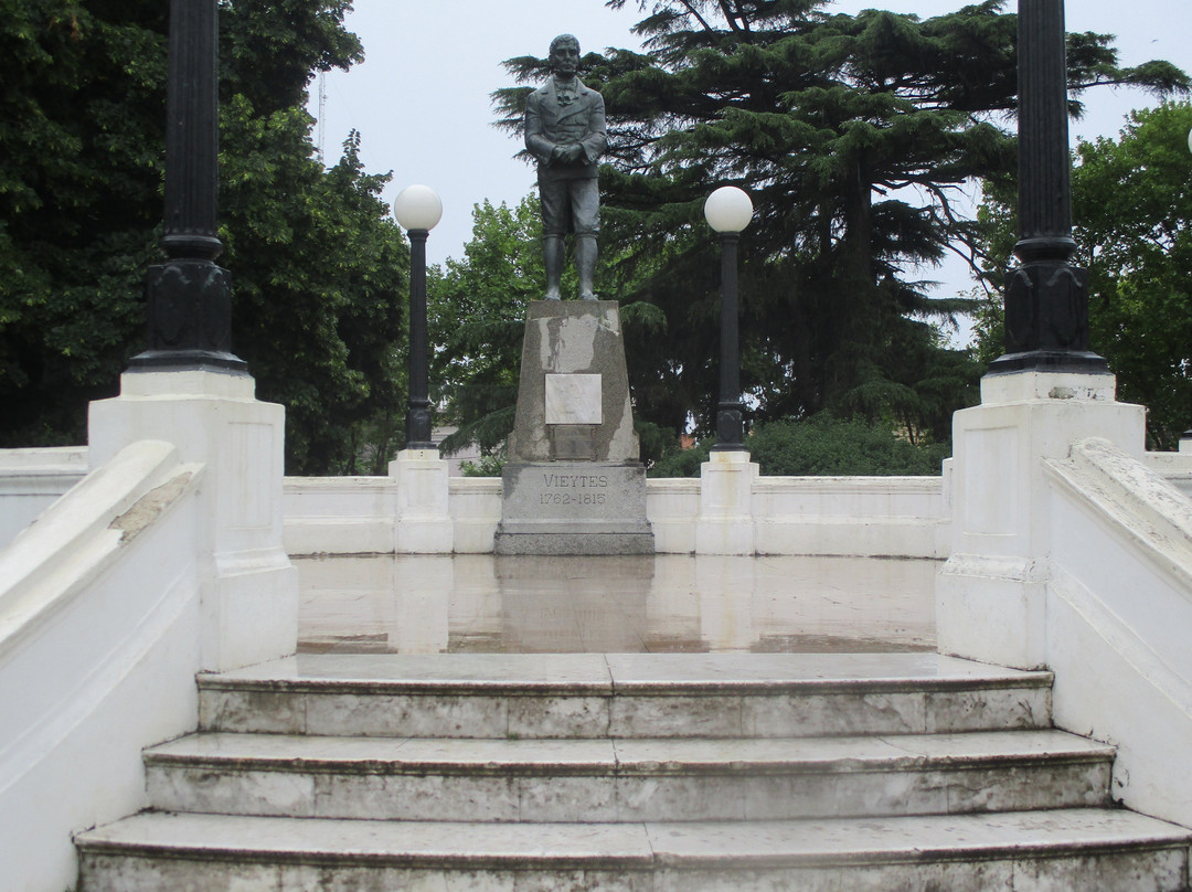 Plaza Ruiz de Arellano景点图片