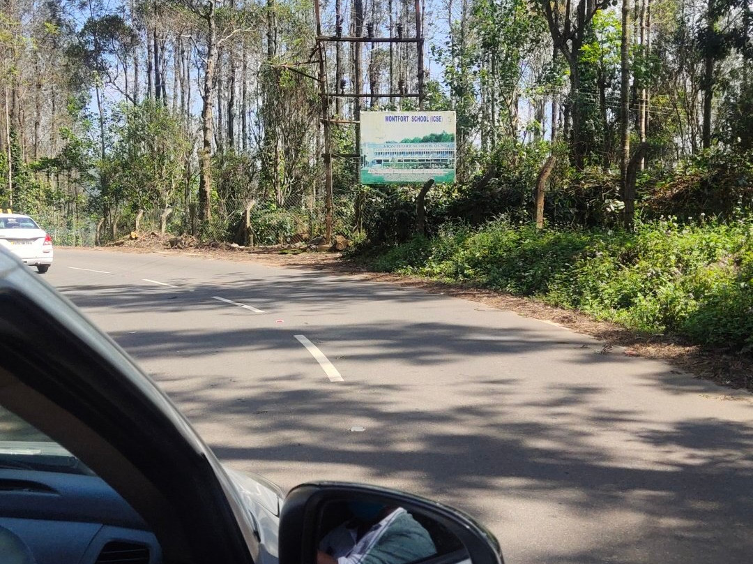 32-km Loop Road景点图片
