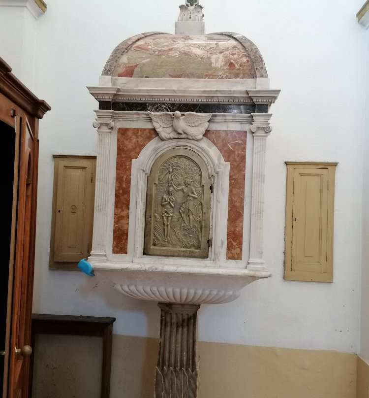 Chiesa di Santa Maria Assunta-Carpinone必去景点