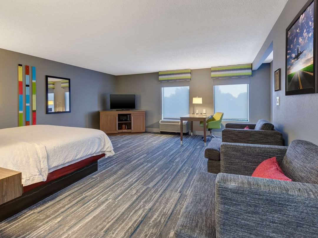Hampton Inn Cincinnati Airport-North主图